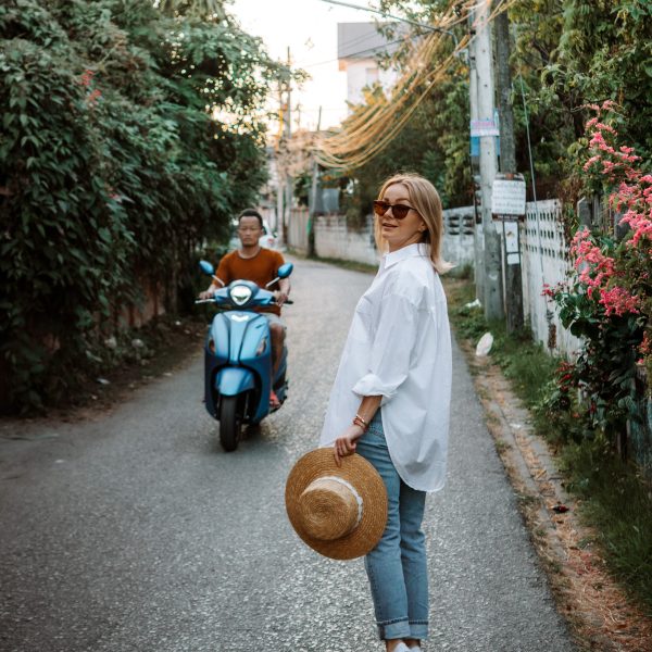 Walking alleys in Bangkok