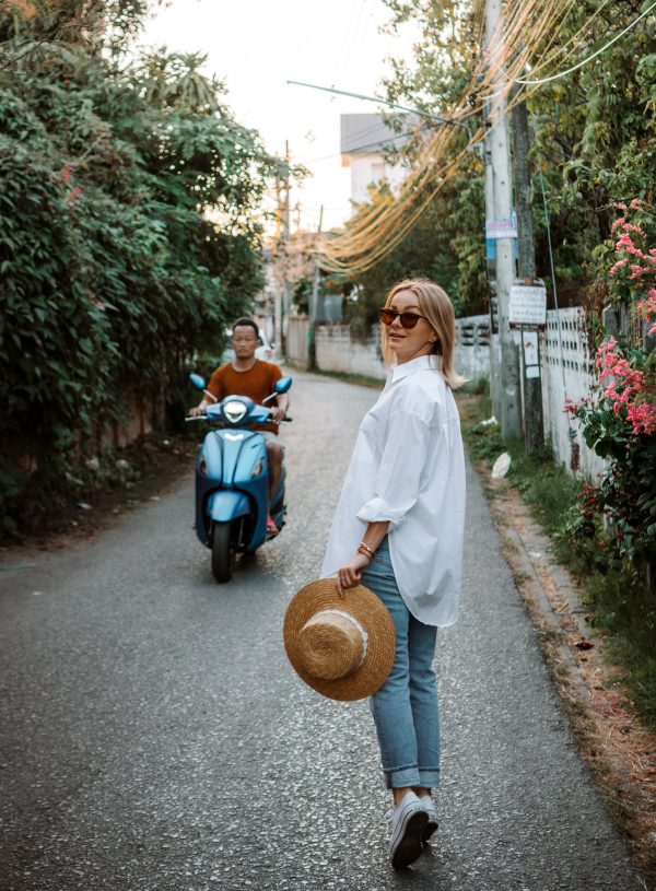 Walking alleys in Bangkok