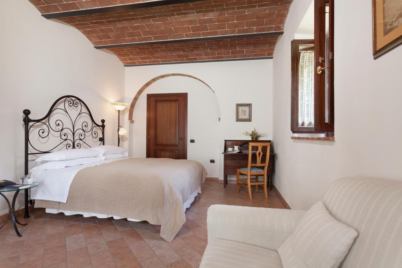 Agriturismo La Collina room
