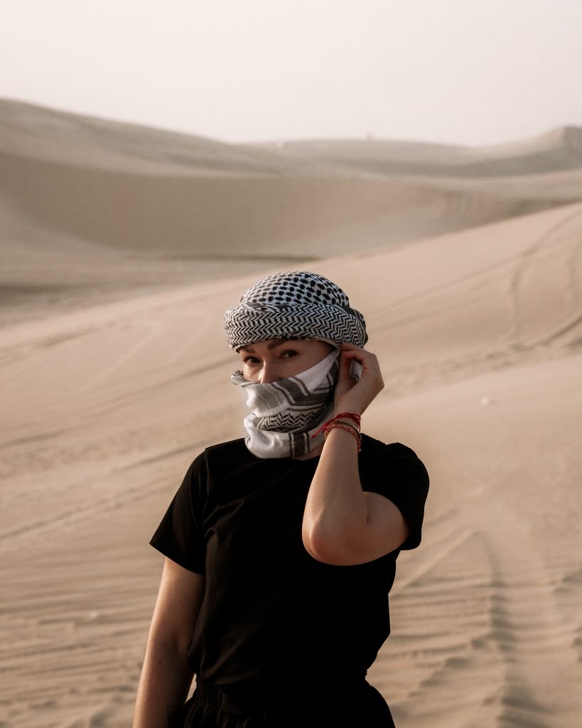 Aga on the run on the Qatar desert
