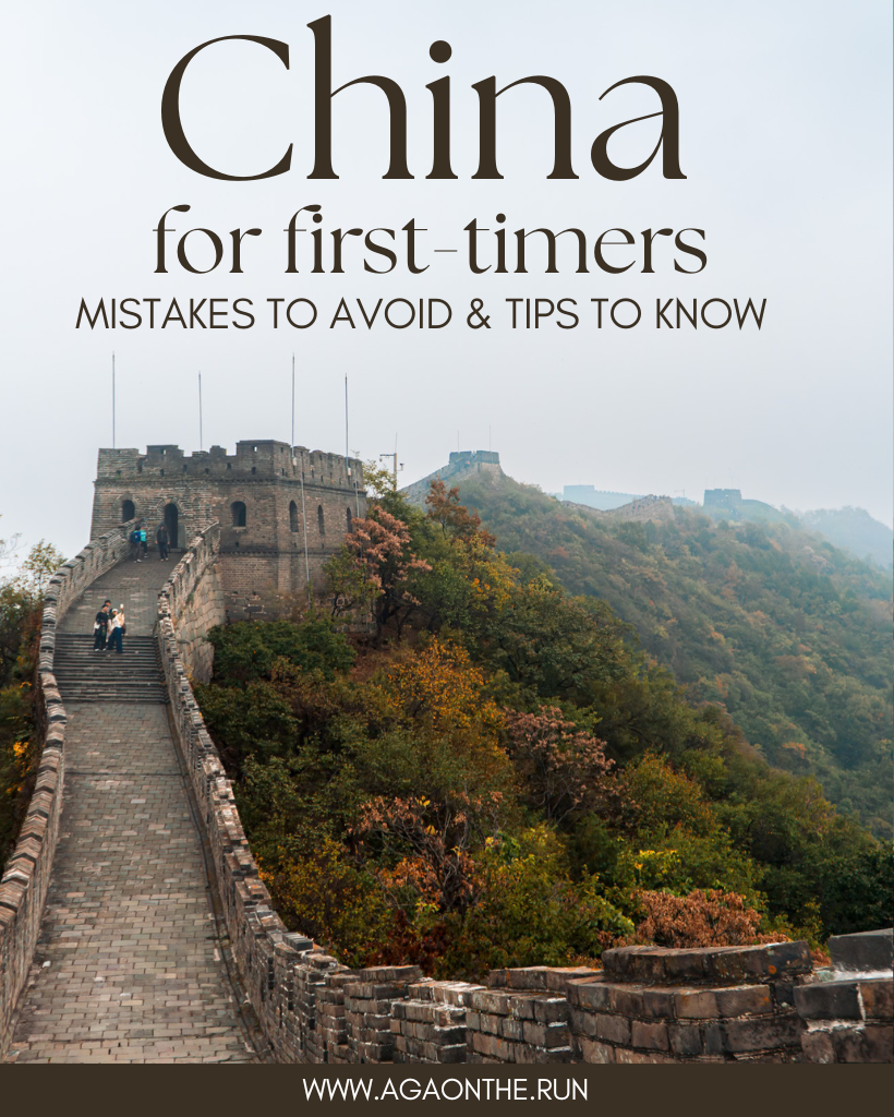 Picture of the great wall of china with the text: China for first timers: Mistakes to avoid & tips to know