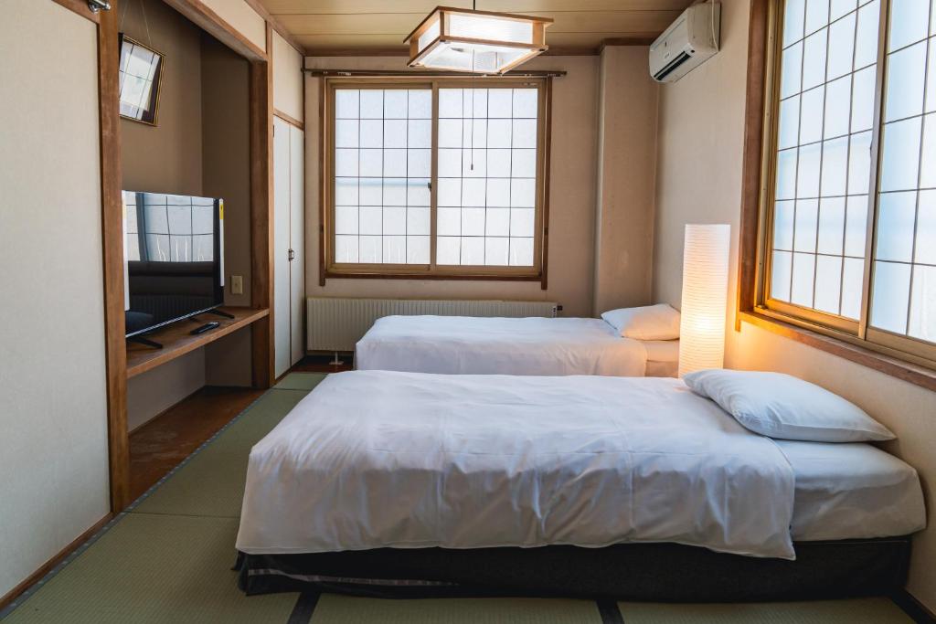 Wakata Lodge Room