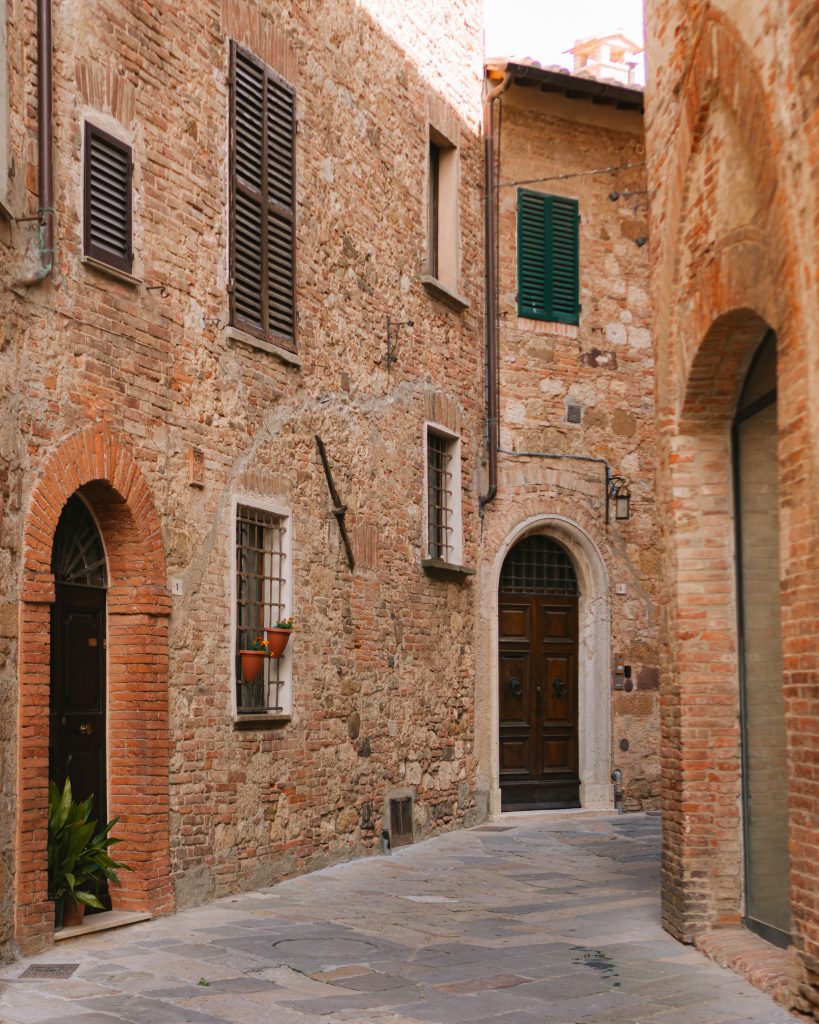 Alleys in Montepulciano in Tuscany